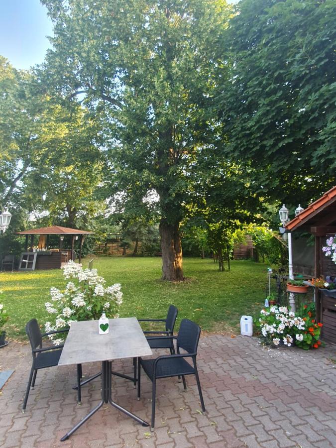 Gasthaus Kelly Magdeburg Eksteriør billede